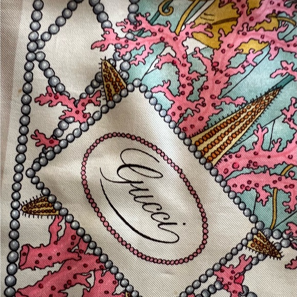 GUCCI SEA LIFE/LARGE SCARF - Picture 4 of 6
